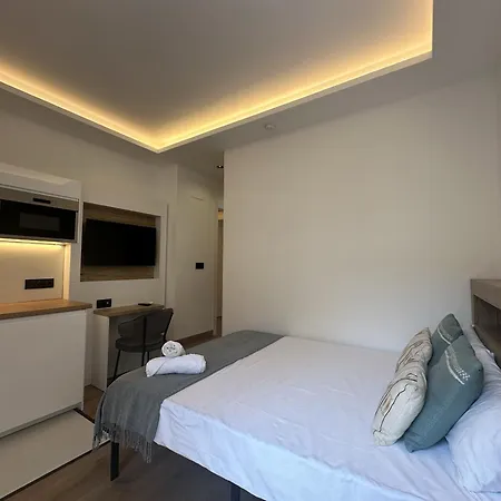 Irreverents Apartment